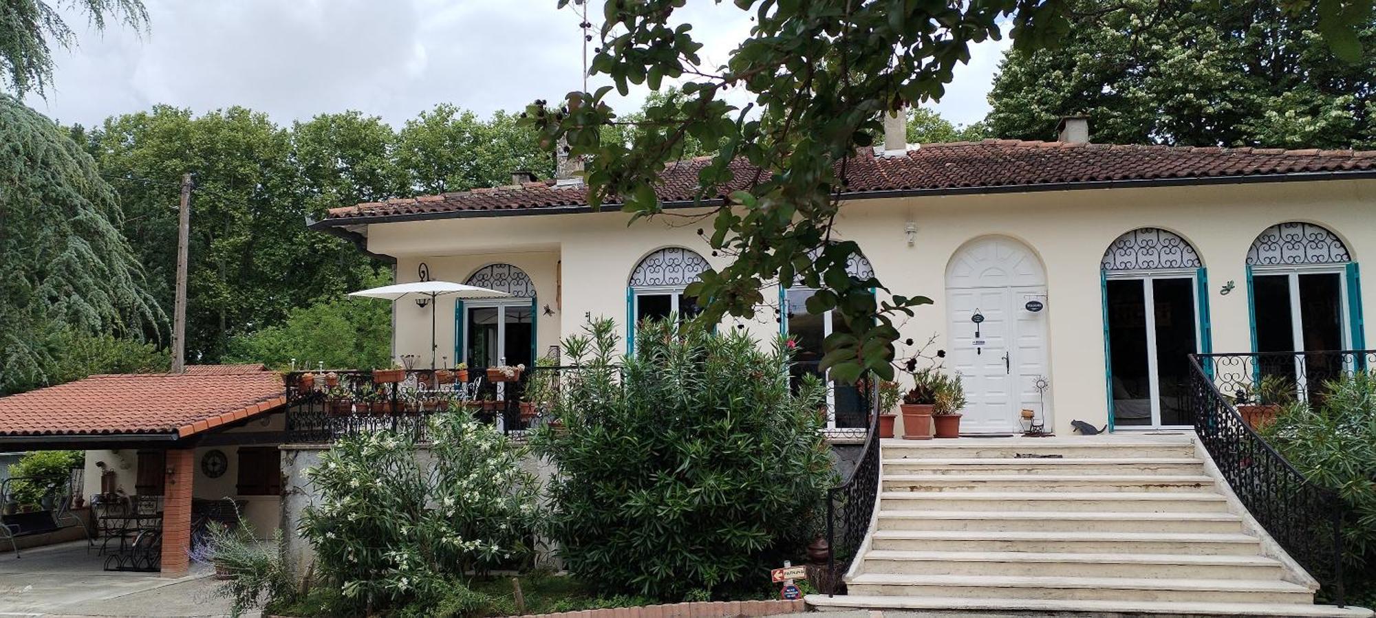 La Casanat Bed and Breakfast Montgiscard Eksteriør billede